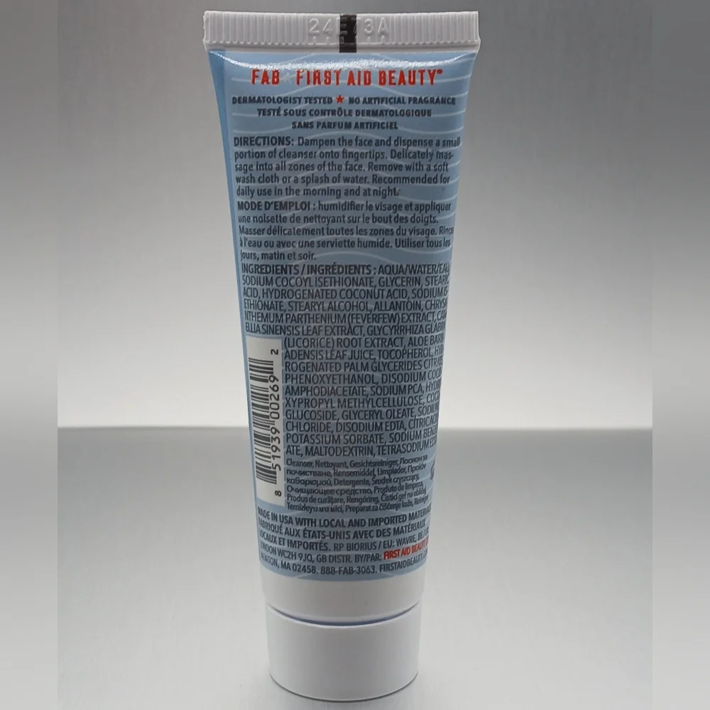 5 For $25 Item🌸 First Aid Beauty Pure Skin Face Cleanser - Picture 2 of 2